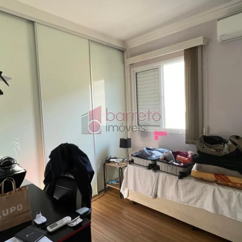 CASA À VENDA NO CONDOMÍNIO CANTO DA NATUREZA NO BAIRRO ENGORDADOURO EM JUNDIAÍ/SP