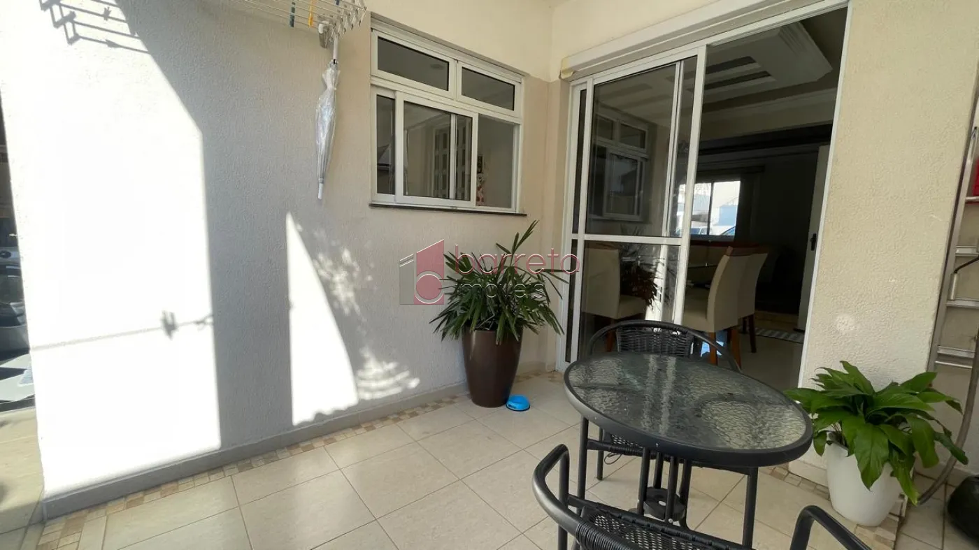 CASA À VENDA NO CONDOMÍNIO CANTO DA NATUREZA NO BAIRRO ENGORDADOURO EM JUNDIAÍ/SP