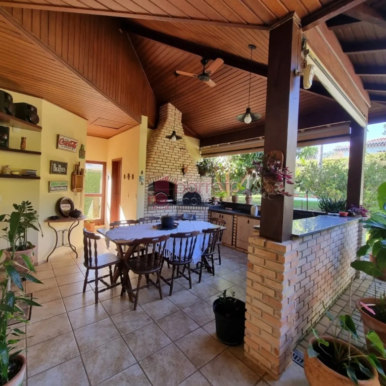 CASA PARA VENDA NO CONDOMÍNIO TERRAS DE SÃO CARLOS – JUNDIAÍ/SP