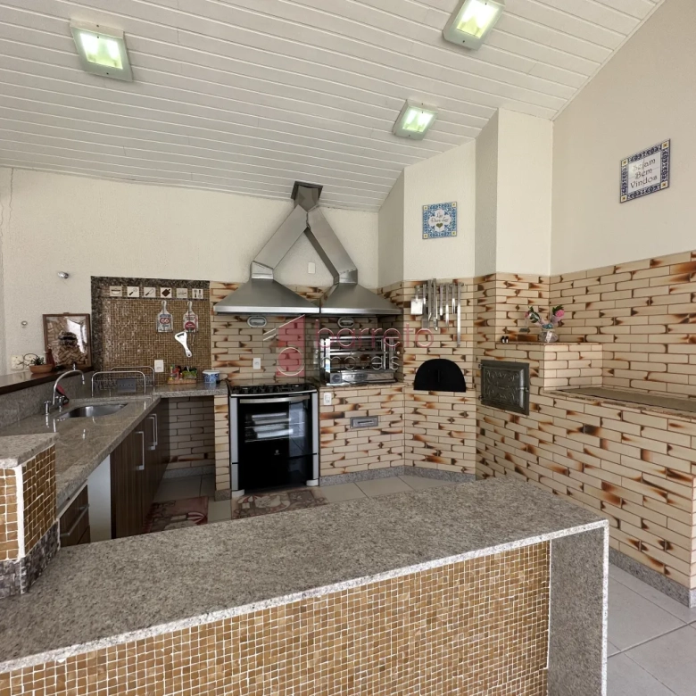 SOBRADO COM 5 QUARTOS À VENDA NO CONDOMÍNIO TERRAS DE SÃO CARLOS EM JUNDIAÍ/SP