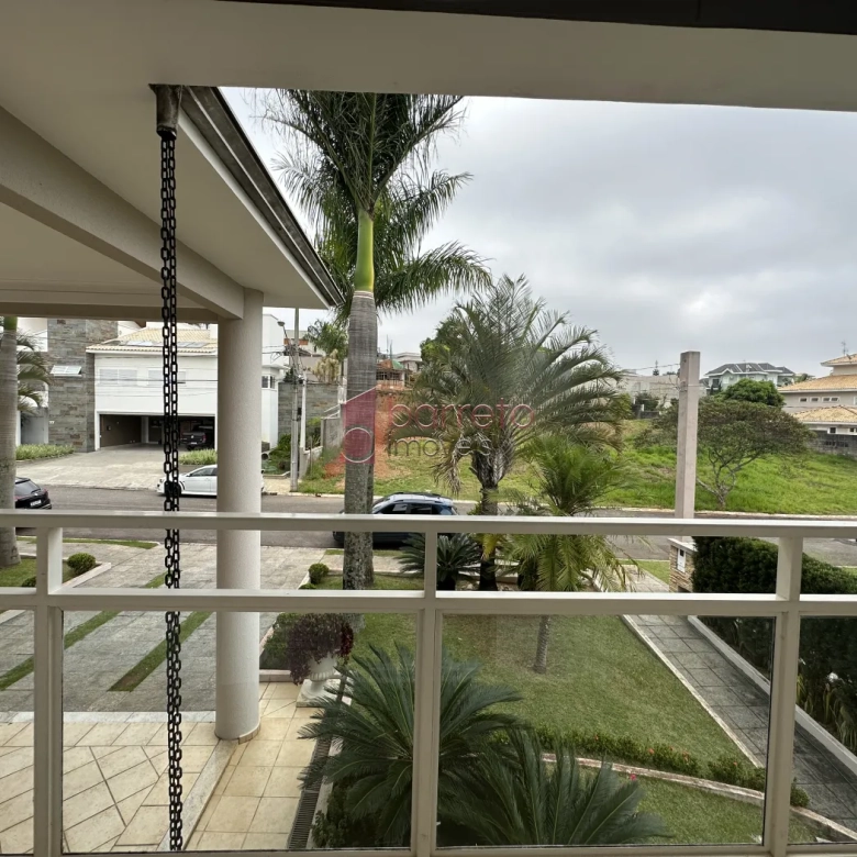 SOBRADO COM 5 QUARTOS À VENDA NO CONDOMÍNIO TERRAS DE SÃO CARLOS EM JUNDIAÍ/SP