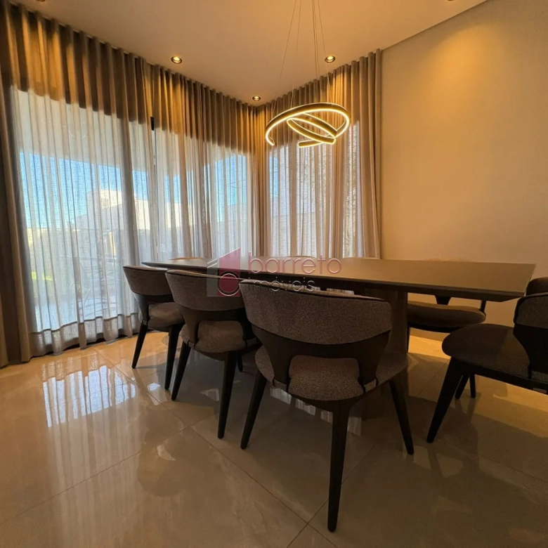 CASA SOBRADO COM 03 SUÍTES À VENDA NO CONDOMÍNIO BRISAS DO LAGO – JUNDIAÍ/SP