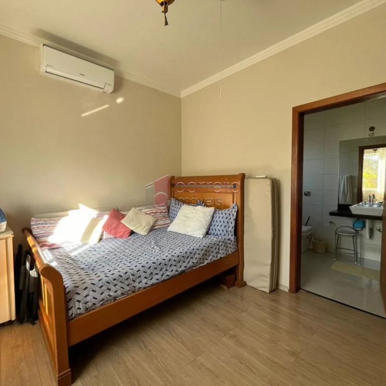 CASA À VENDA NO CONDOMÍNIO PORTAL DA COLINA EM JUNDIAÍ/SP