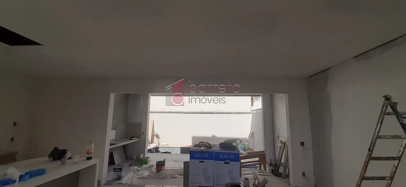 CASA COM 03 SUÍTES À VENDA NO CONDOMÍNIO RESERVA ERMIDA II – JUNDIAÍ/SP