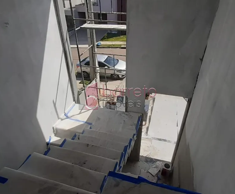 CASA COM 03 SUÍTES À VENDA NO CONDOMÍNIO RESERVA ERMIDA II – JUNDIAÍ/SP