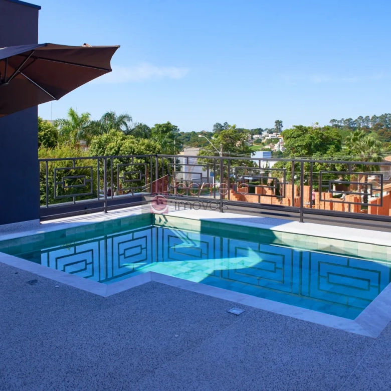 CASA À VENDA NO CONDOMÍNIO RESERVA DA SERRA EM JUNDIAÍ/SP