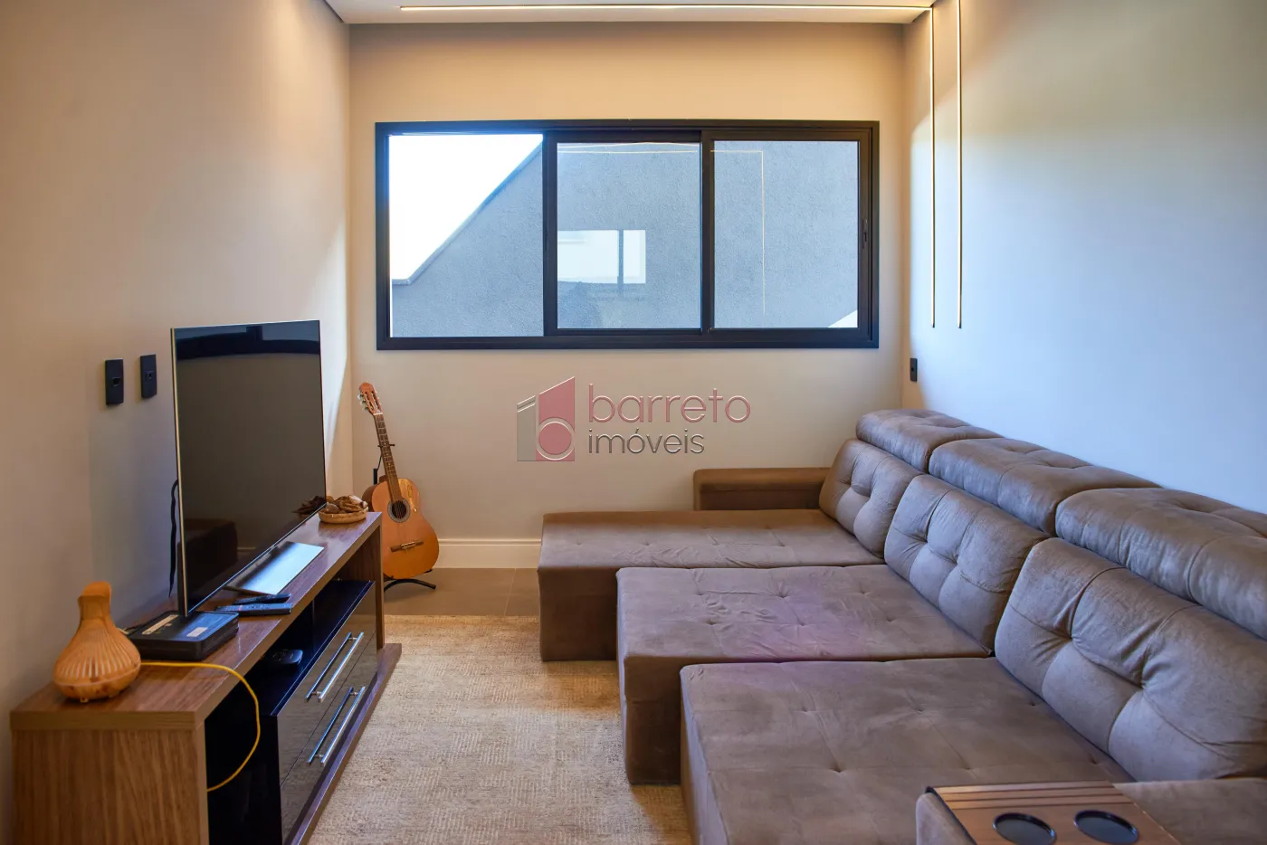 CASA À VENDA NO CONDOMÍNIO RESERVA DA SERRA EM JUNDIAÍ/SP