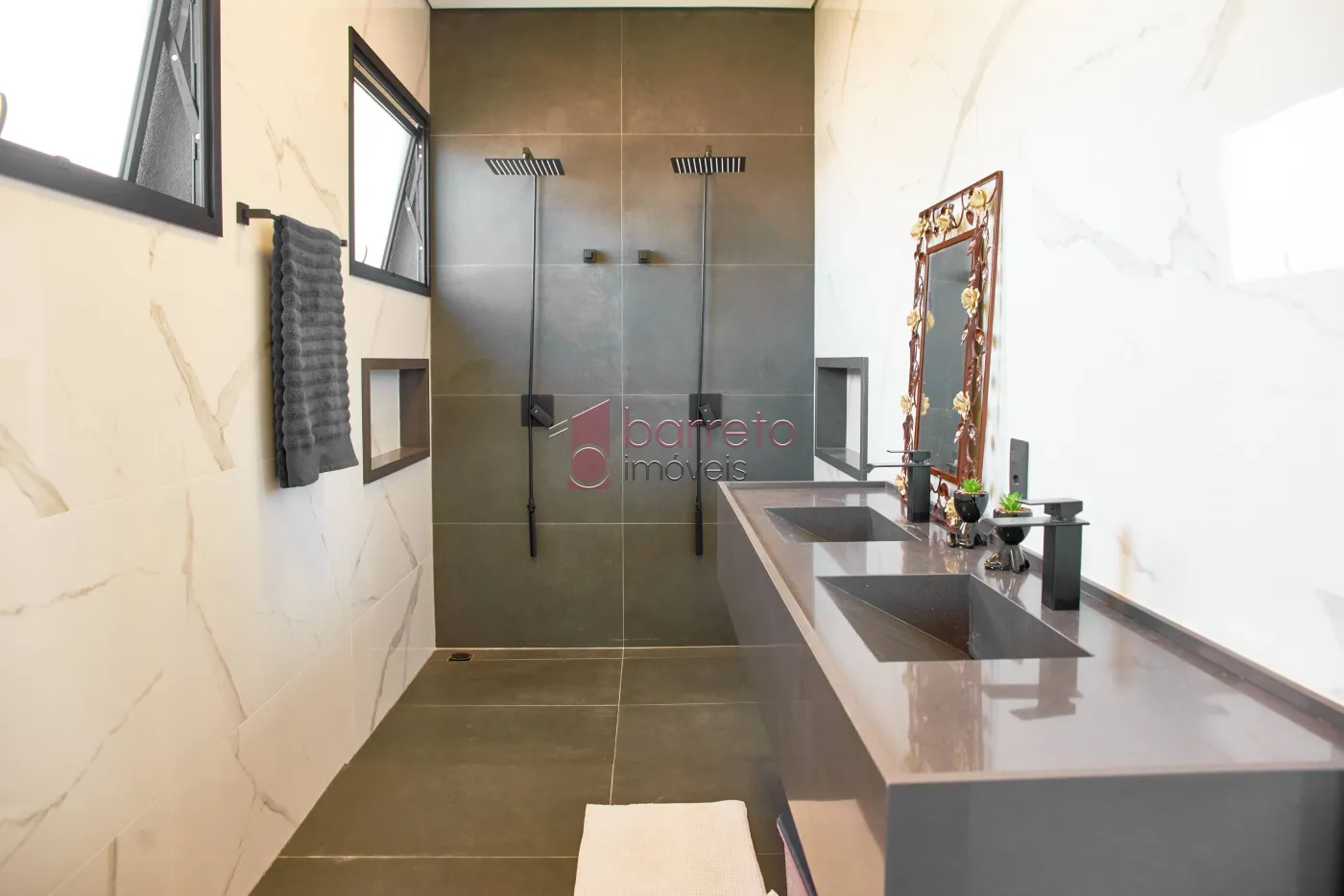 CASA À VENDA NO CONDOMÍNIO RESERVA DA SERRA EM JUNDIAÍ/SP