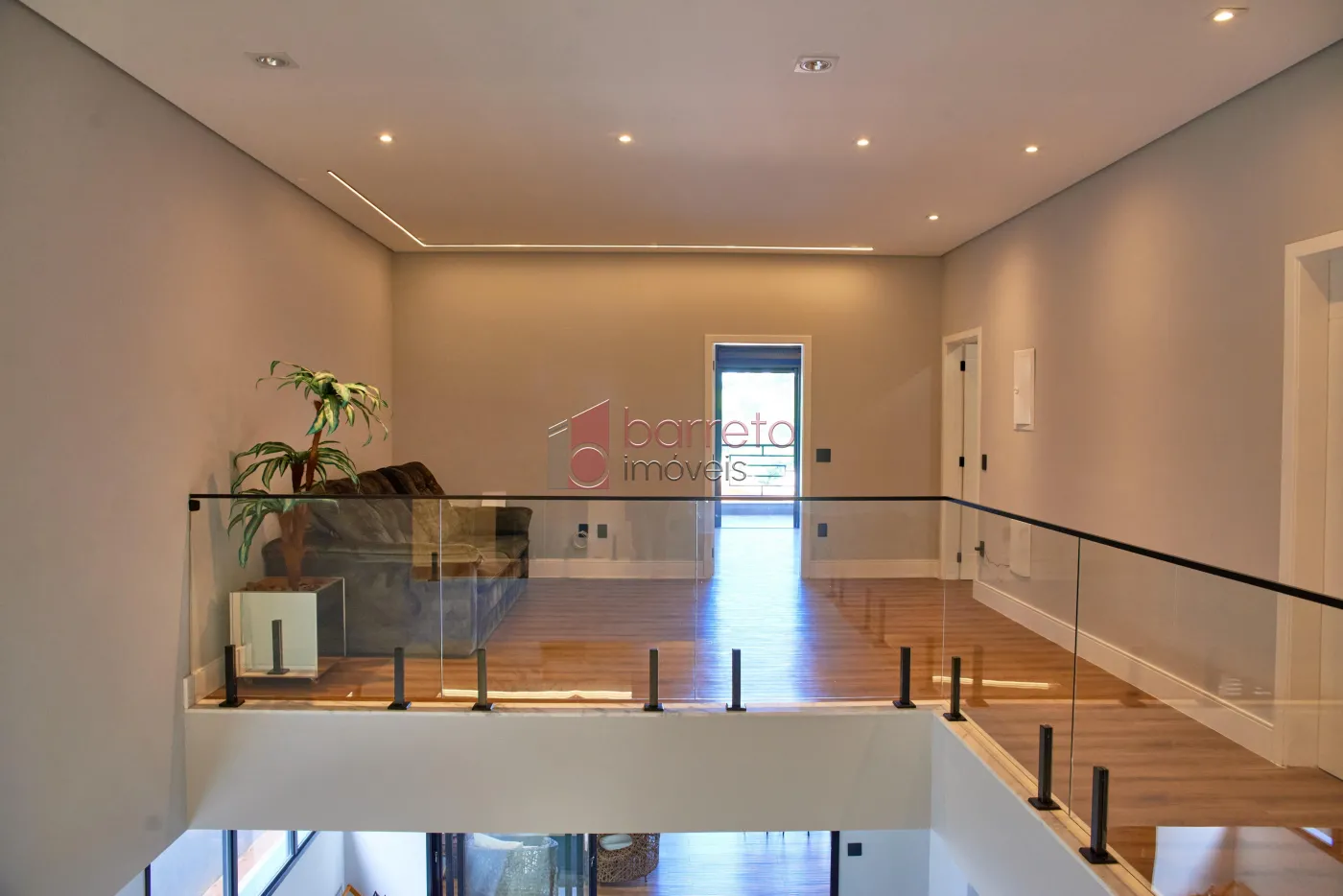 CASA À VENDA NO CONDOMÍNIO RESERVA DA SERRA EM JUNDIAÍ/SP