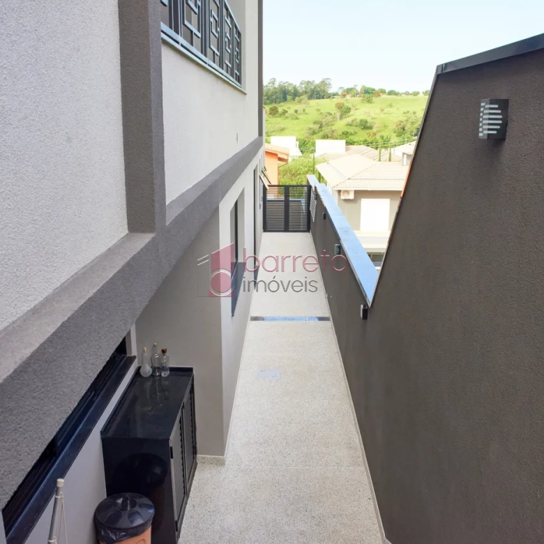 CASA À VENDA NO CONDOMÍNIO RESERVA DA SERRA EM JUNDIAÍ/SP