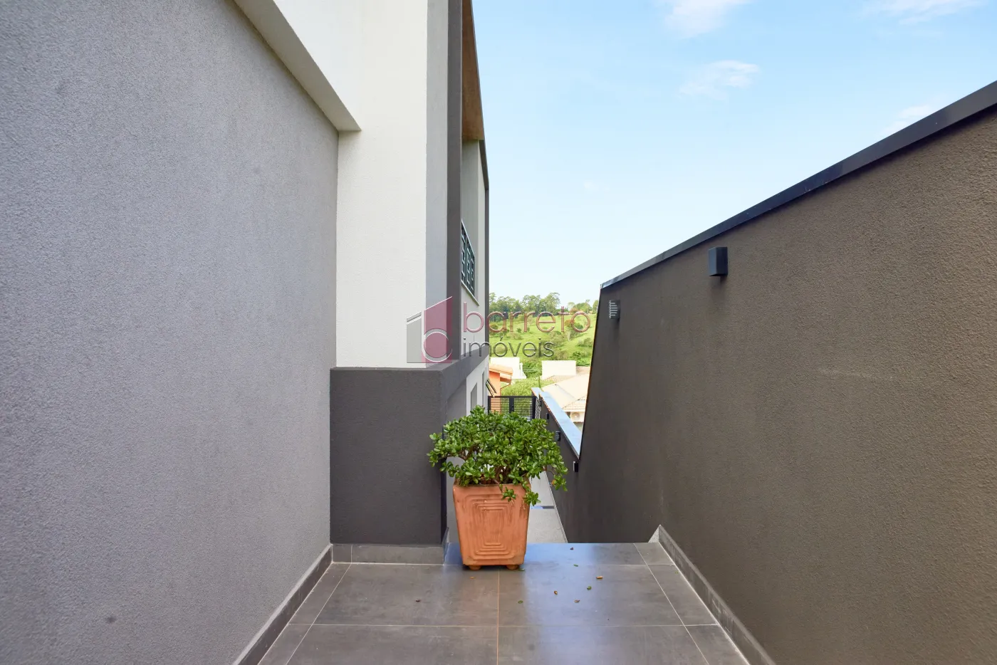 CASA À VENDA NO CONDOMÍNIO RESERVA DA SERRA EM JUNDIAÍ/SP