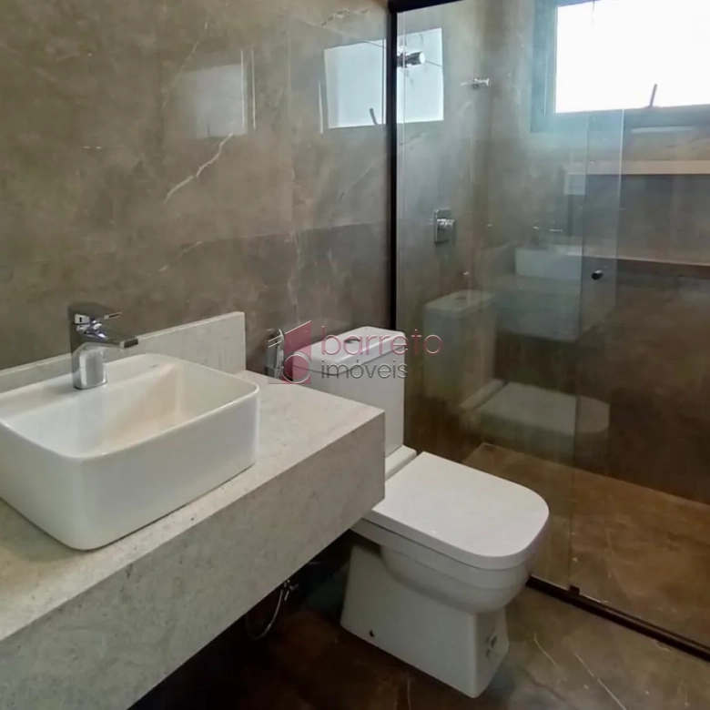 CASA À VENDA NO CONDOMÍNIO PARQUE DAS CAMÉLIAS – MEDEIROS – JUNDIAÍ/SP