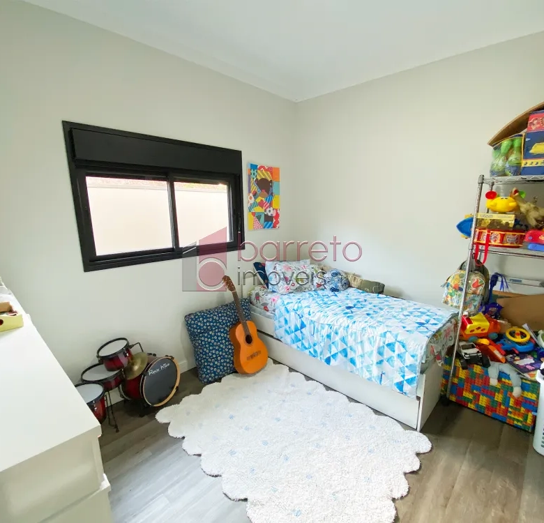 CASA TÉRREA À VENDA – 03 QUARTOS – CONDOMÍNIO RESERVA DA SERRA – JUNDIAÍ/SP