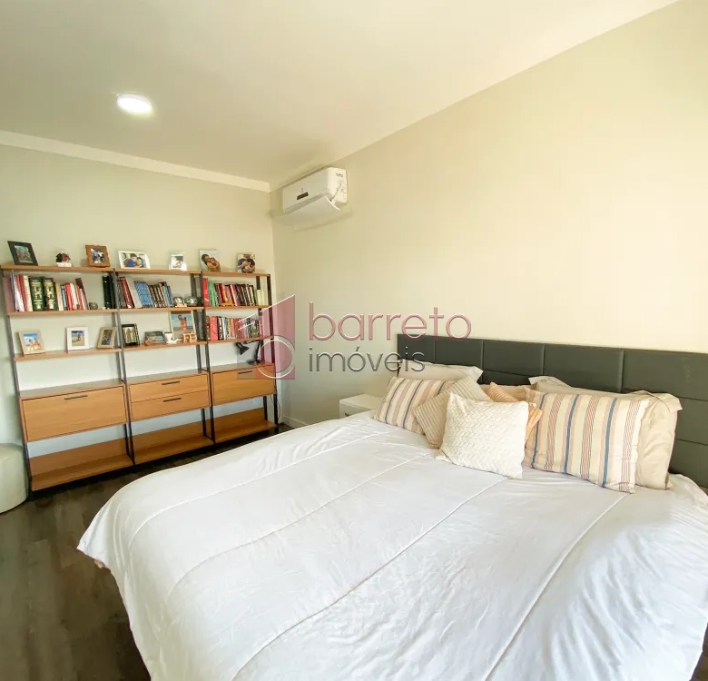 CASA TÉRREA À VENDA – 03 QUARTOS – CONDOMÍNIO RESERVA DA SERRA – JUNDIAÍ/SP