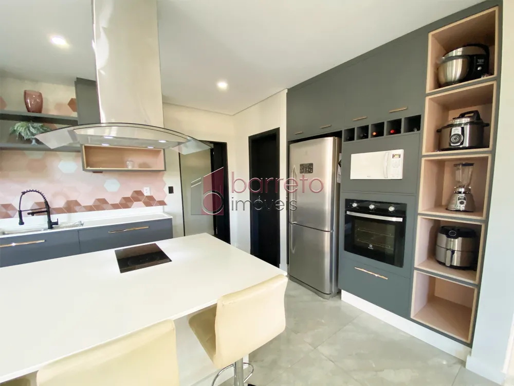 CASA TÉRREA À VENDA – 03 QUARTOS – CONDOMÍNIO RESERVA DA SERRA – JUNDIAÍ/SP