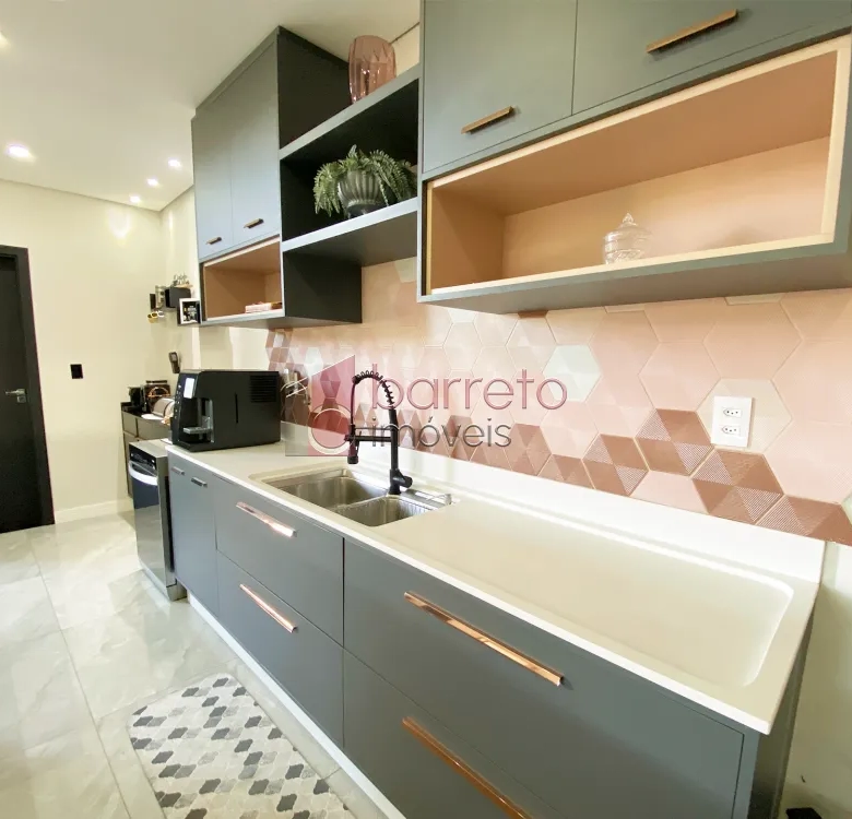 CASA TÉRREA À VENDA – 03 QUARTOS – CONDOMÍNIO RESERVA DA SERRA – JUNDIAÍ/SP
