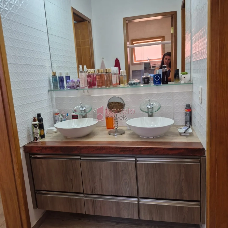 CASA À VENDA NO CONDOMÍNIO TEREZA CRISTINA – JUNDIAÍ/SP