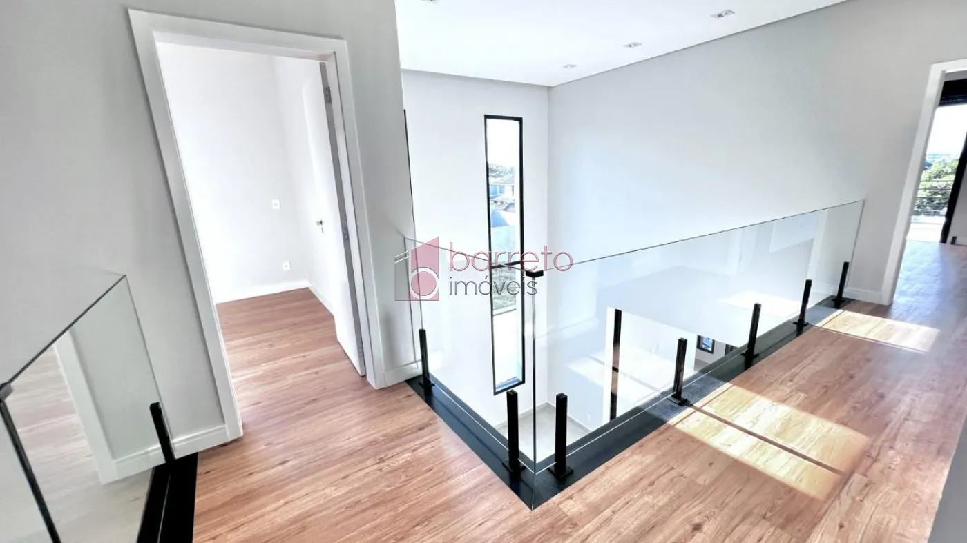 CASA COM 04 SUÍTES À VENDA NO CONDOMÍNIO RESERVA DA SERRA – JUNDIAÍ/SP