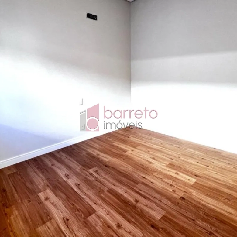 CASA COM 04 SUÍTES À VENDA NO CONDOMÍNIO RESERVA DA SERRA – JUNDIAÍ/SP