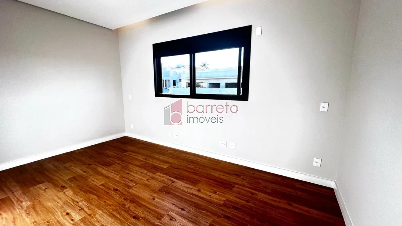 CASA COM 04 SUÍTES À VENDA NO CONDOMÍNIO RESERVA DA SERRA – JUNDIAÍ/SP