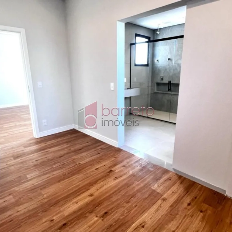 CASA COM 04 SUÍTES À VENDA NO CONDOMÍNIO RESERVA DA SERRA – JUNDIAÍ/SP