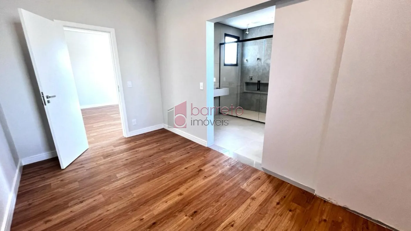 CASA COM 04 SUÍTES À VENDA NO CONDOMÍNIO RESERVA DA SERRA – JUNDIAÍ/SP