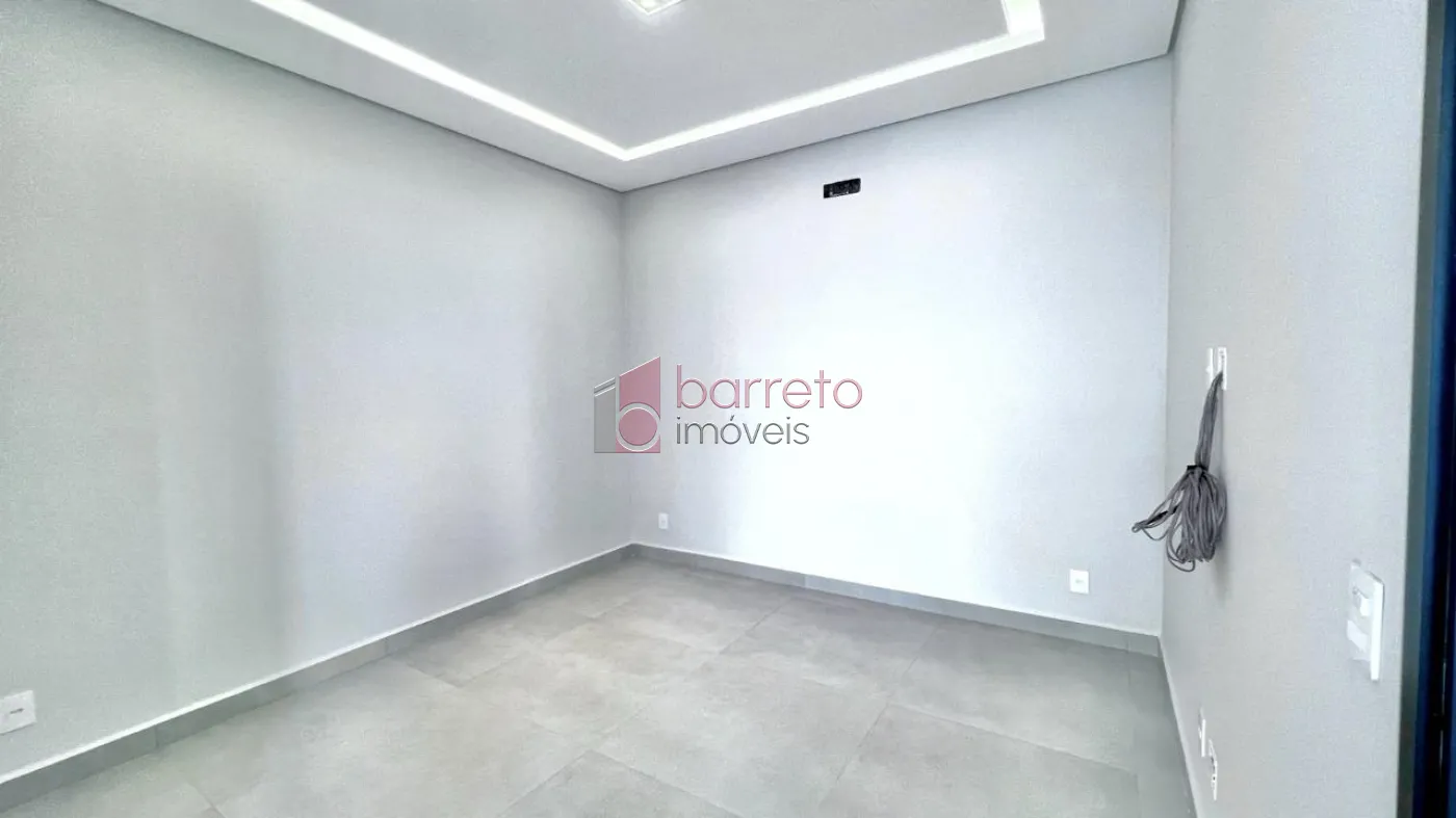 CASA COM 04 SUÍTES À VENDA NO CONDOMÍNIO RESERVA DA SERRA – JUNDIAÍ/SP