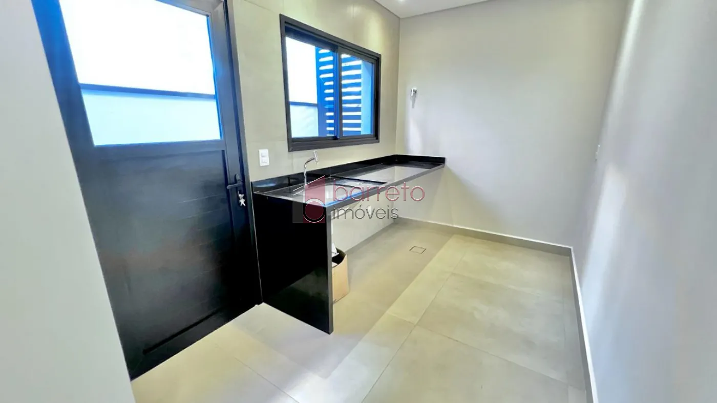 CASA COM 04 SUÍTES À VENDA NO CONDOMÍNIO RESERVA DA SERRA – JUNDIAÍ/SP