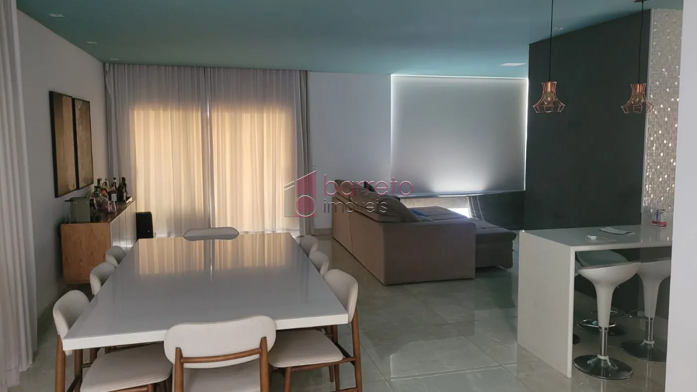CASA PARA VENDA NO CONDOMÍNIO RESIDENCIAL DOS IPÊS – JUNDIAÍ/SP