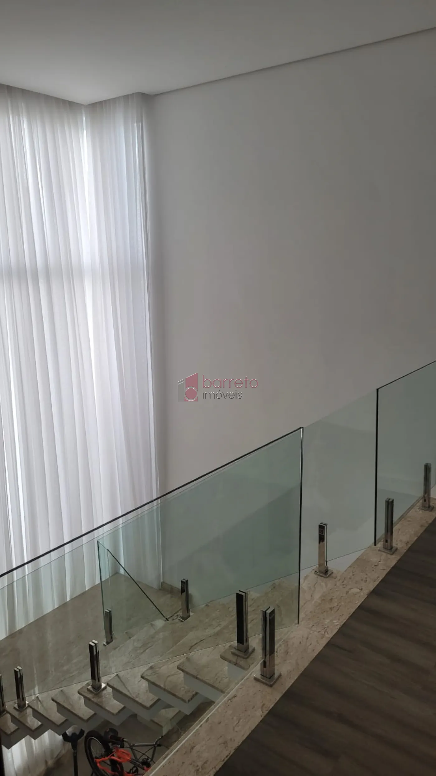 CASA PARA VENDA NO CONDOMÍNIO RESIDENCIAL DOS IPÊS – JUNDIAÍ/SP