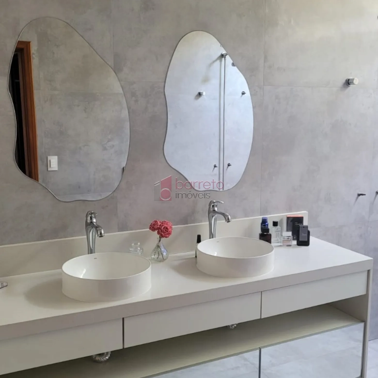 CASA PARA VENDA NO CONDOMÍNIO RESIDENCIAL DOS IPÊS – JUNDIAÍ/SP