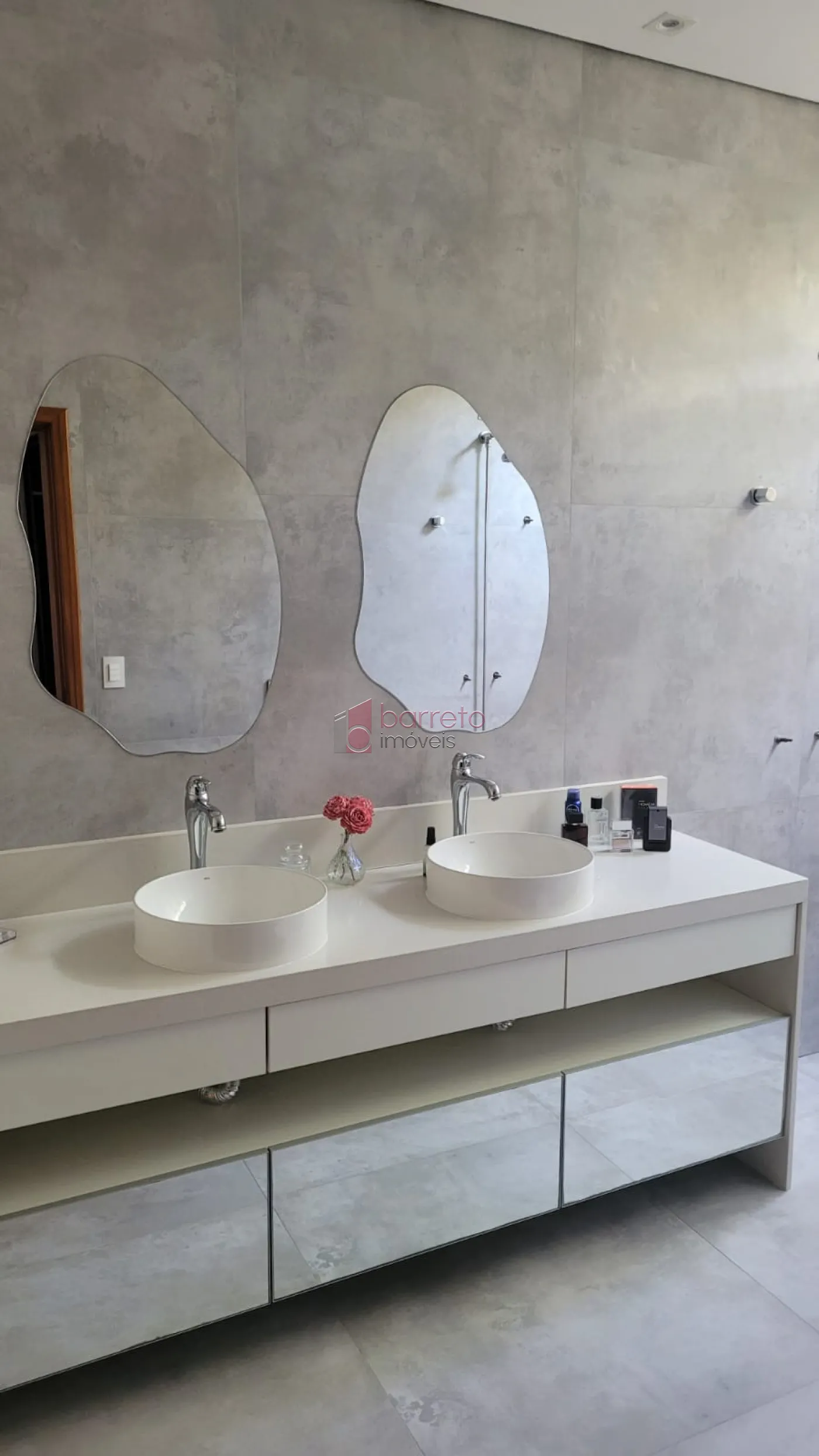 CASA PARA VENDA NO CONDOMÍNIO RESIDENCIAL DOS IPÊS – JUNDIAÍ/SP
