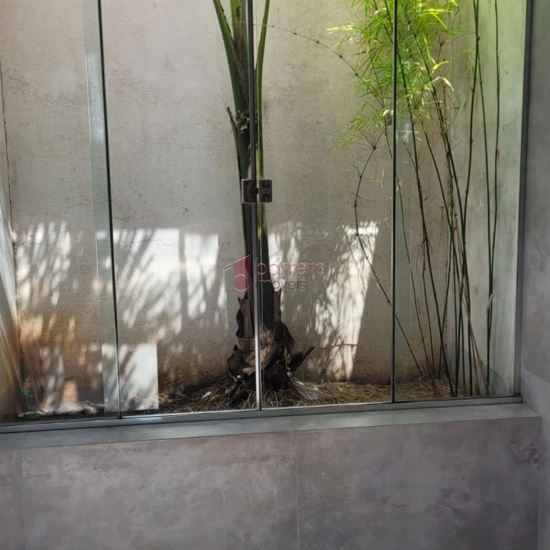 CASA PARA VENDA NO CONDOMÍNIO RESIDENCIAL DOS IPÊS – JUNDIAÍ/SP