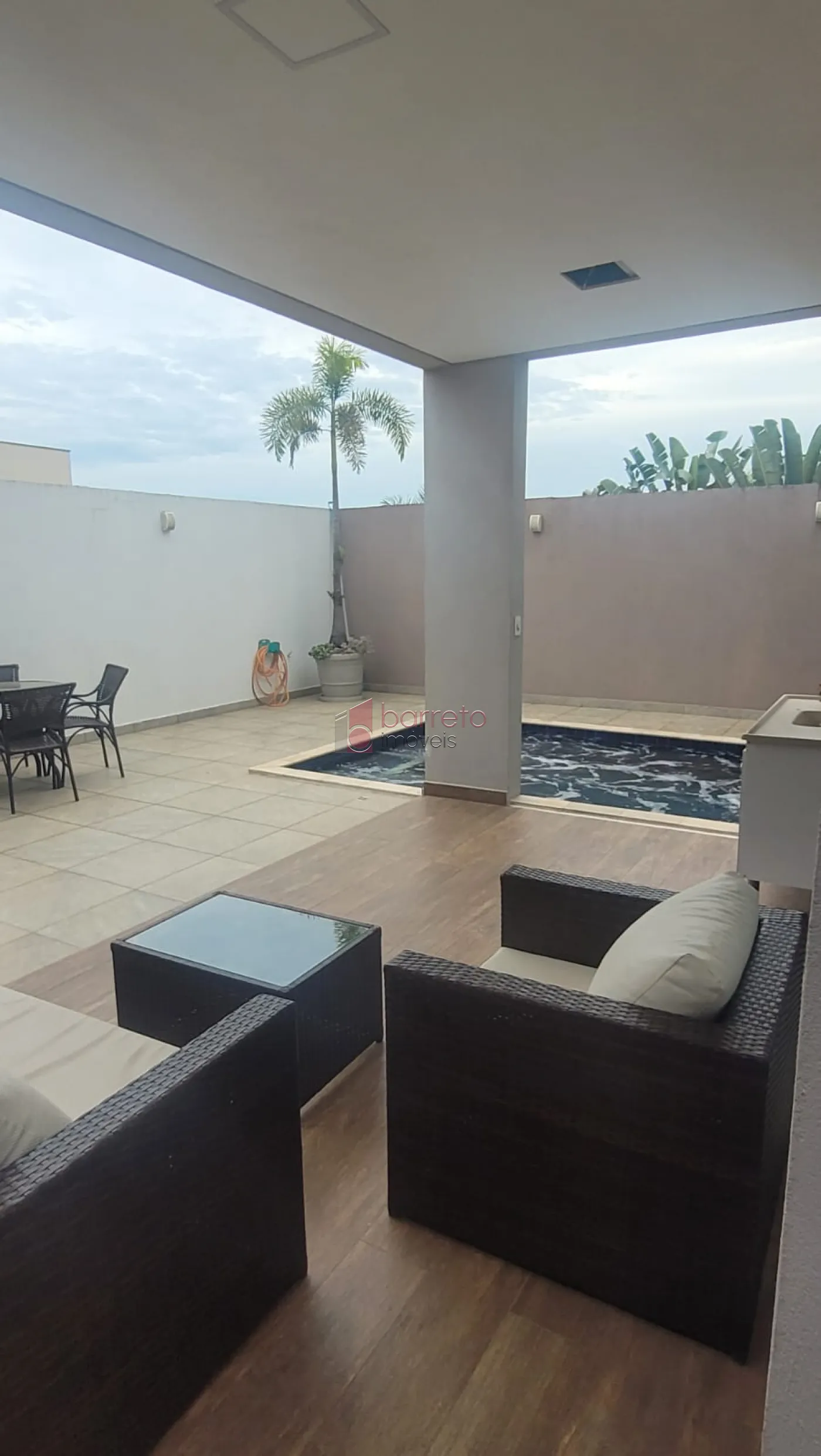 CASA PARA VENDA NO CONDOMÍNIO RESIDENCIAL DOS IPÊS – JUNDIAÍ/SP