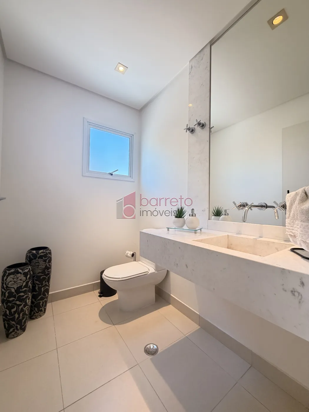 SOBRADO ALTO PADRÃO À VENDA COM 6 QUARTOS – CONDOMÍNIO PORTAL DO PARAÍSO II – JUNDIAÍ/SP