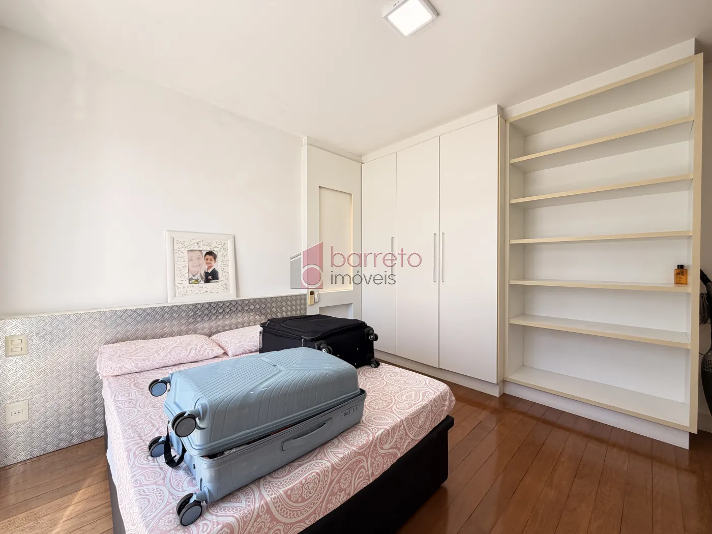SOBRADO ALTO PADRÃO À VENDA COM 6 QUARTOS – CONDOMÍNIO PORTAL DO PARAÍSO II – JUNDIAÍ/SP