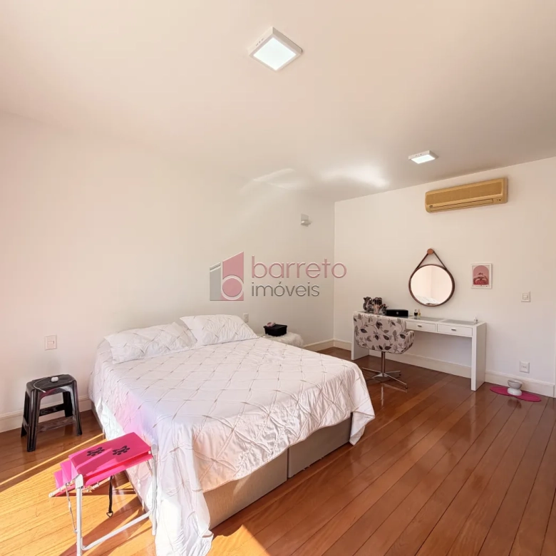 SOBRADO ALTO PADRÃO À VENDA COM 6 QUARTOS – CONDOMÍNIO PORTAL DO PARAÍSO II – JUNDIAÍ/SP