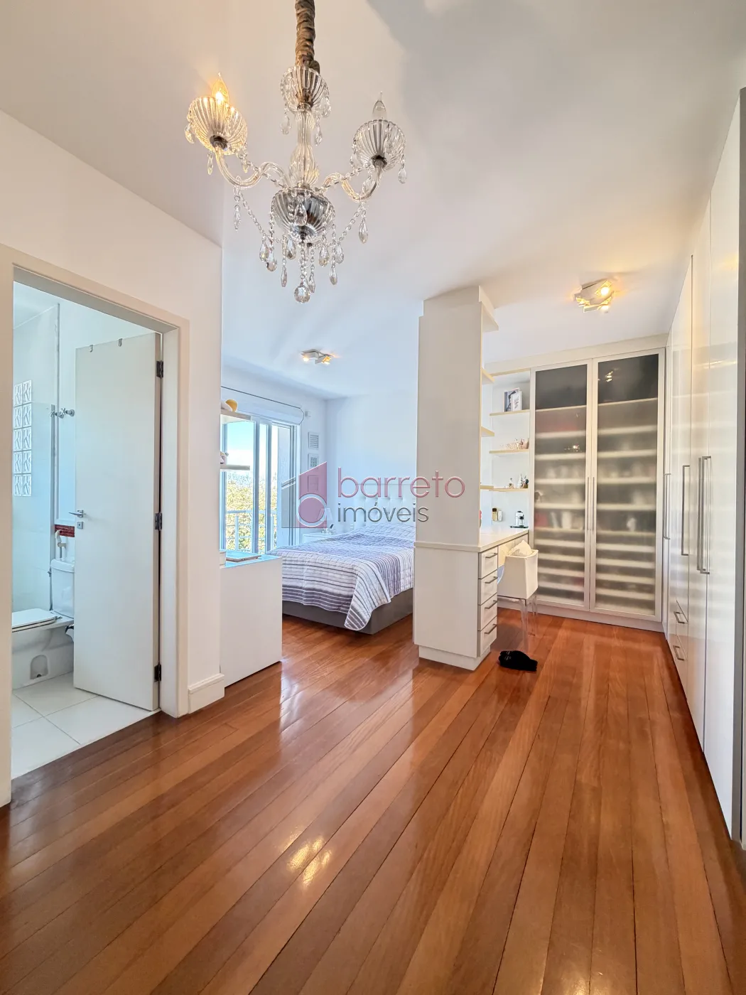 SOBRADO ALTO PADRÃO À VENDA COM 6 QUARTOS – CONDOMÍNIO PORTAL DO PARAÍSO II – JUNDIAÍ/SP