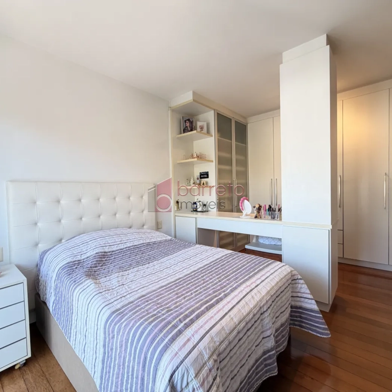 SOBRADO ALTO PADRÃO À VENDA COM 6 QUARTOS – CONDOMÍNIO PORTAL DO PARAÍSO II – JUNDIAÍ/SP