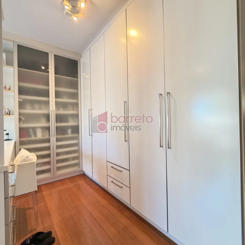 SOBRADO ALTO PADRÃO À VENDA COM 6 QUARTOS – CONDOMÍNIO PORTAL DO PARAÍSO II – JUNDIAÍ/SP