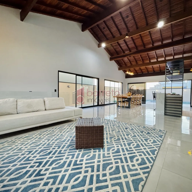 CASA À VENDA NO CONDOMÍNIO TERRAS DE JUNDIAÍ NO BAIRRO DO CAXAMBÚ – JUNDIAÍ/SP