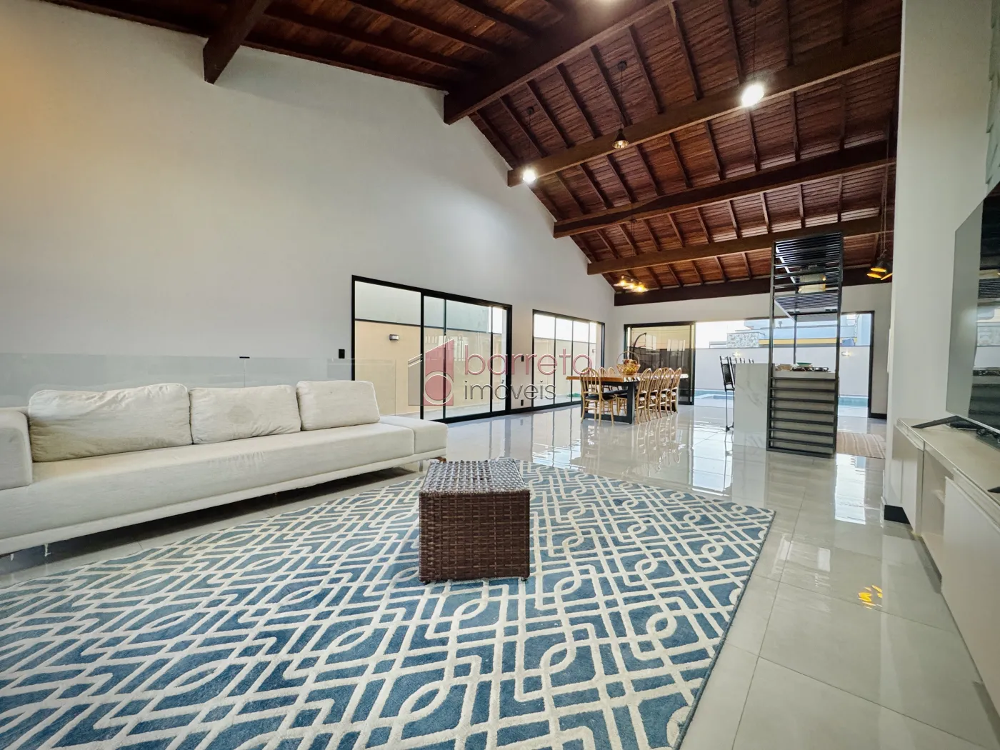 CASA À VENDA NO CONDOMÍNIO TERRAS DE JUNDIAÍ NO BAIRRO DO CAXAMBÚ – JUNDIAÍ/SP