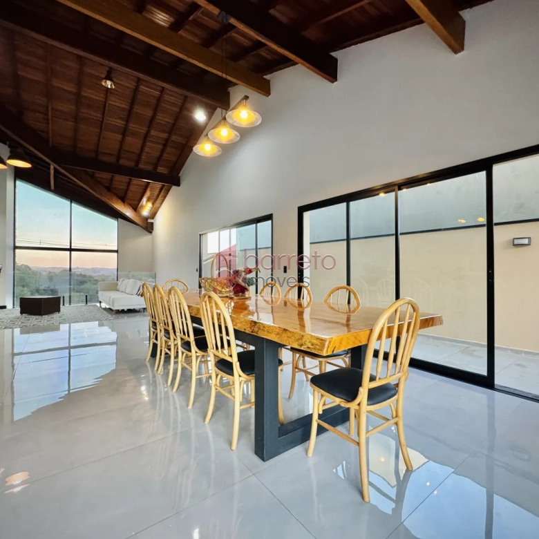 CASA À VENDA NO CONDOMÍNIO TERRAS DE JUNDIAÍ NO BAIRRO DO CAXAMBÚ – JUNDIAÍ/SP