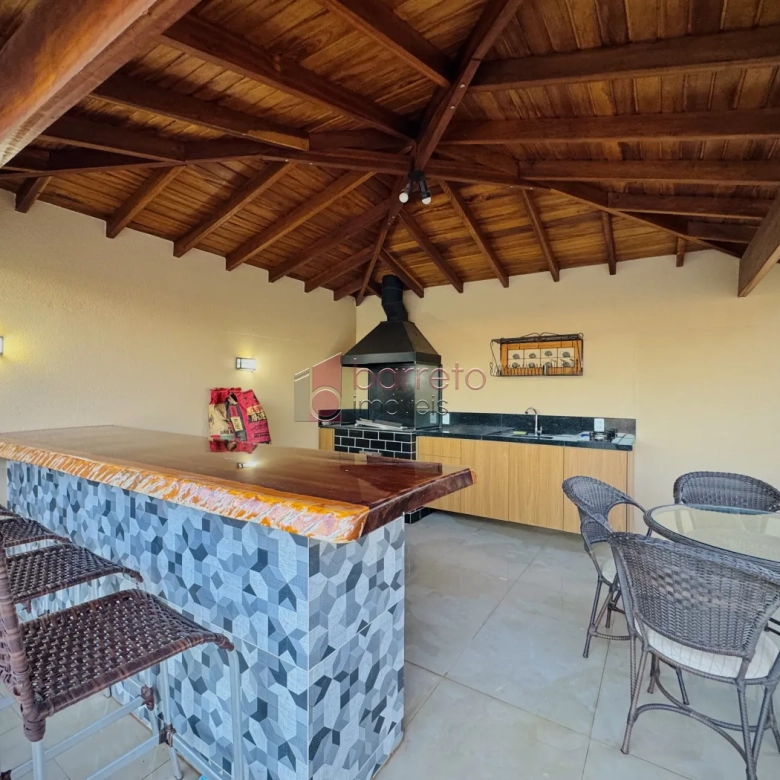 CASA À VENDA NO CONDOMÍNIO TERRAS DE JUNDIAÍ NO BAIRRO DO CAXAMBÚ – JUNDIAÍ/SP