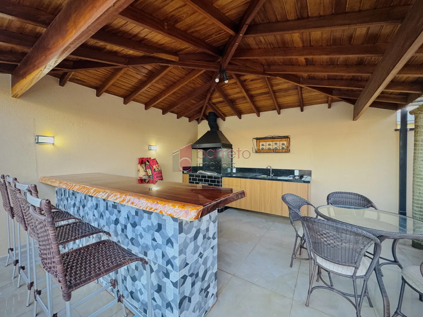 CASA À VENDA NO CONDOMÍNIO TERRAS DE JUNDIAÍ NO BAIRRO DO CAXAMBÚ – JUNDIAÍ/SP