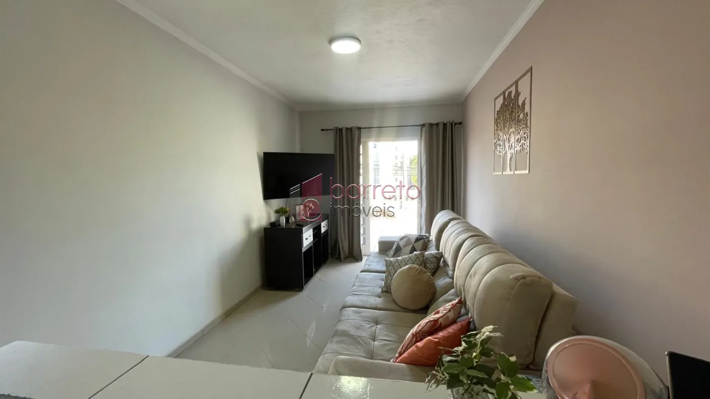 CASA COM EDÍCULA À VENDA NO BAIRRO ANHANGABAÚ EM JUNDIAÍ/SP