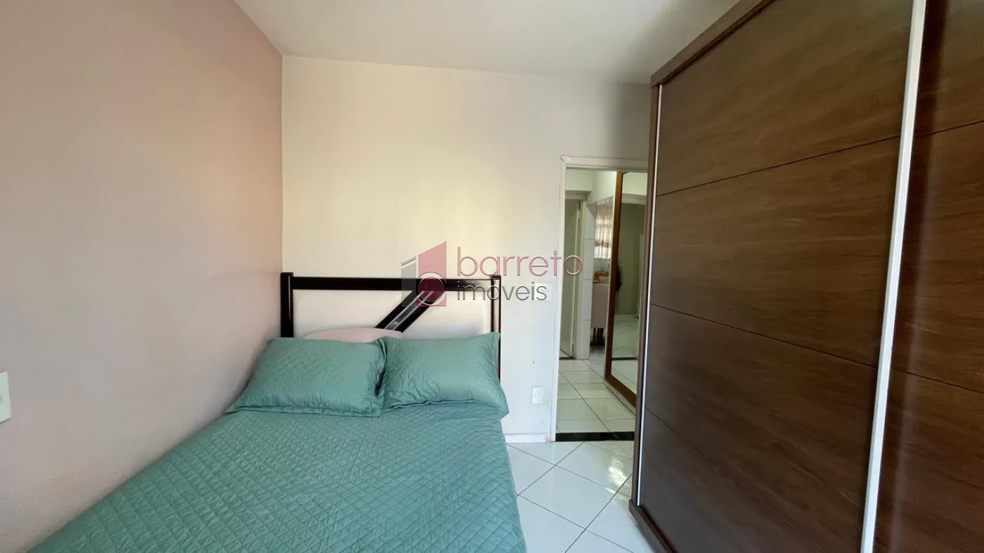 CASA COM EDÍCULA À VENDA NO BAIRRO ANHANGABAÚ EM JUNDIAÍ/SP