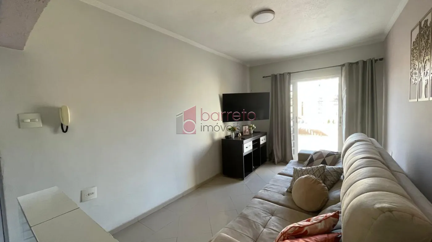 CASA COM EDÍCULA À VENDA NO BAIRRO ANHANGABAÚ EM JUNDIAÍ/SP