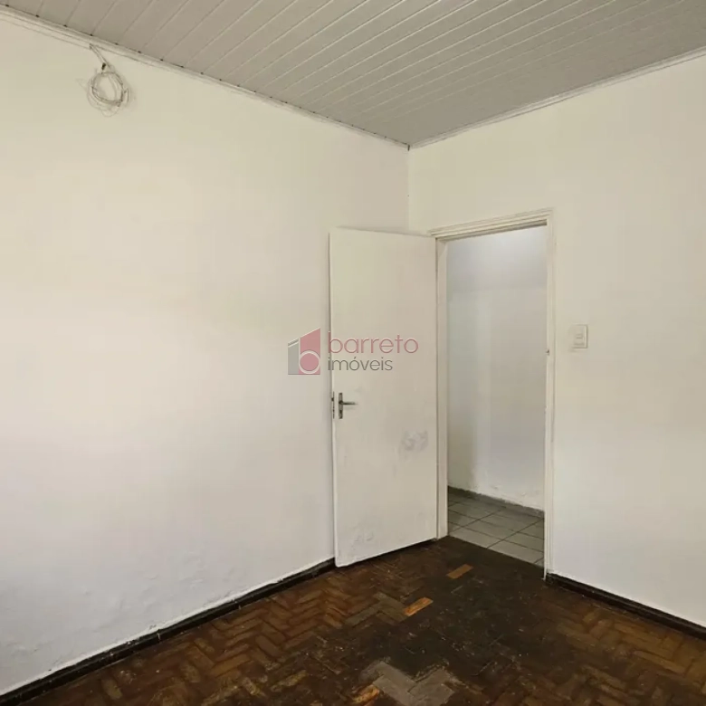 CASA À VENDA PARA USO RESIDENCIAL OU COMERCIAL NO BAIRRO ANHANGABAÚ – JUNDIAÍ/SP