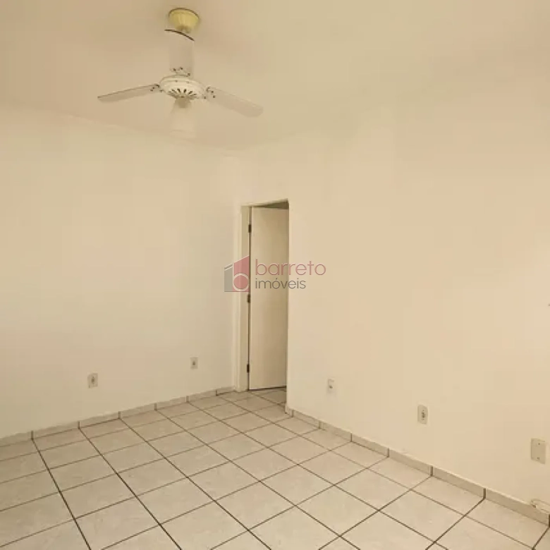 CASA À VENDA PARA USO RESIDENCIAL OU COMERCIAL NO BAIRRO ANHANGABAÚ – JUNDIAÍ/SP